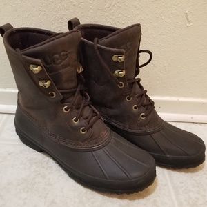 UGG men's yucca winter boots